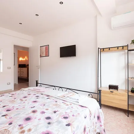 Roma Apartment 公寓